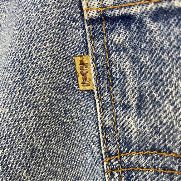 Vintage Levis 540 Relaxed Jeans Mens 33x30 Blue Denim Made USA 90s Brown Tab - Picture 5 of 13